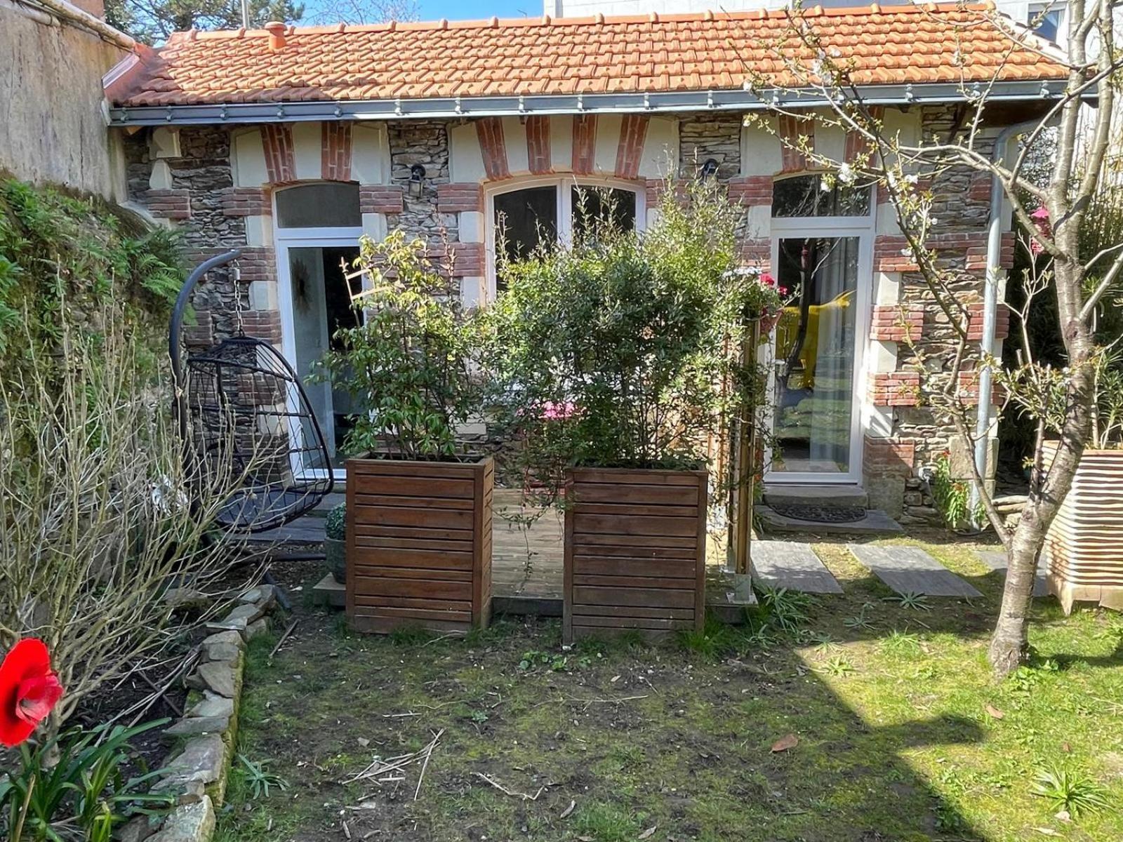 Logement Entier - La Laiterie De La Plume น็องต์ ภายนอก รูปภาพ